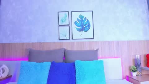 Alanna  online show from November 2025 03:20:02 AM