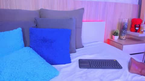 Snapshot of alanna_hank chatting on February 2026 02:11:02 PM Alanna online show from February 2026 02:11:02 PM