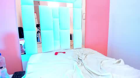 Ana online show from February 2025 08:53:02 PM