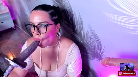 Snapshot of alanna_sloppy chatting on September 2025 11:51:02 PM alana silver online show from September 2025 11:51:02 PM