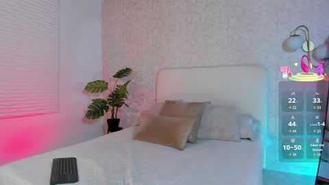 Snapshot of alannarouge chatting on May 2026 11:49:01 AM alannarouge online show from May 2026 11:49:01 AM