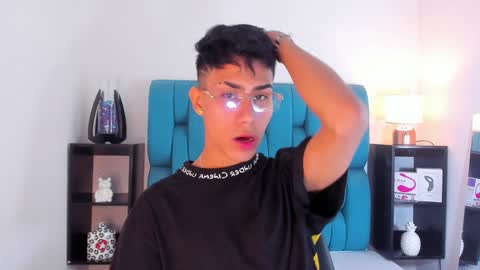 Snapshot of alannaughty_ chatting on January 2025 03:26:01 AM alannaughty_ online show from January 2025 03:26:01 AM