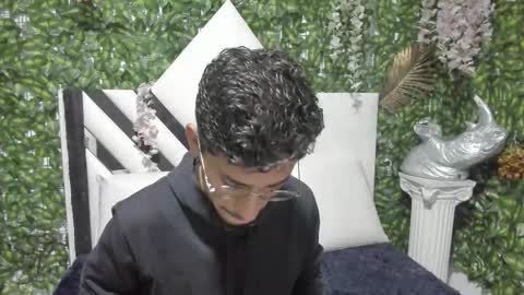 alanvilla_lobo online show from October 2025 06:52:01 PM
