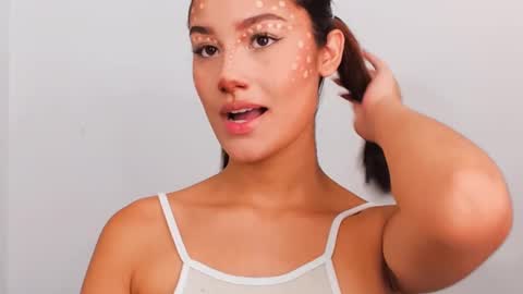 Snapshot of alasska_18 chatting on October 2025 09:37:01 PM alasska_18 online show from October 2025 09:37:01 PM