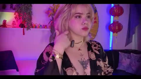 albaandthayron online show from February 2026 12:09:02 PM