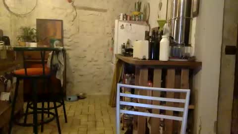 albandant online show from September 2025 08:53:02 PM