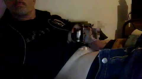 albandant online show from February 2026 06:01:01 PM