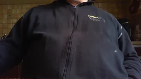 albert29 online show from September 2025 12:37:01 PM