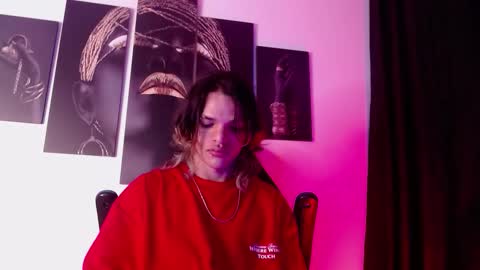 Albert online show from November 2025 02:54:02 AM