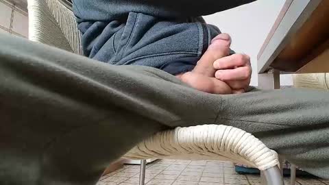 Snapshot of alberto21618 chatting on February 2026 01:07:01 PM alberto21618 online show from February 2026 01:07:01 PM