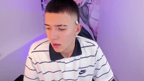 Aleck Boy online show from November 2025 07:32:02 PM