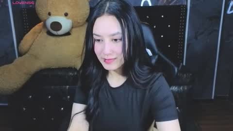 aleja online show from November 2025 09:48:02 PM