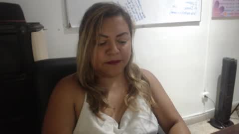  Aleja  online show from May 2026 03:50:01 PM