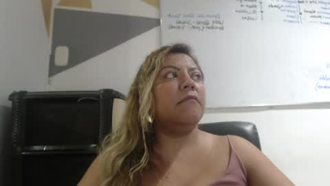  Aleja  online show from May 2026 05:54:02 PM