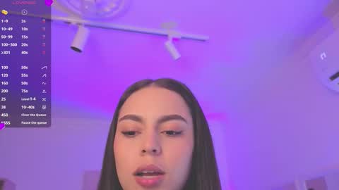 Alejandra online show from November 2025 11:46:02 AM