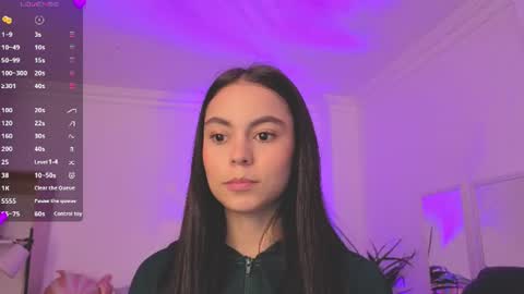 Snapshot of alejaa___ chatting on June 2026 11:24:02 AM Alejandra online show from June 2026 11:24:02 AM
