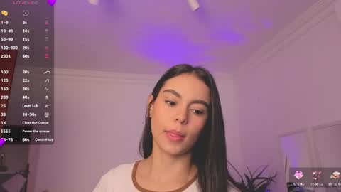 Snapshot of alejaa___ chatting on June 2026 11:25:01 AM Alejandra online show from June 2026 11:25:01 AM