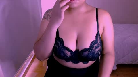 Snapshot of alejandra_conde chatting on May 2026 05:09:01 PM Alejandra online show from May 2026 05:09:01 PM