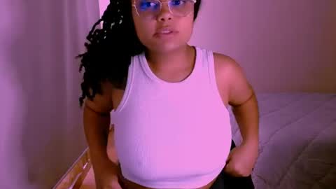 Snapshot of alejandra_conde chatting on July 2026 04:57:02 PM Alejandra online show from July 2026 04:57:02 PM