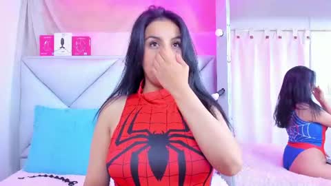 Snapshot of alejandra_lee19 chatting on June 2026 07:25:02 AM alejandra_lee19 online show from June 2026 07:25:02 AM
