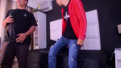 Snapshot of alejandro_astor17 chatting on January 2026 03:34:02 AM Alejandro online show from January 2026 03:34:02 AM