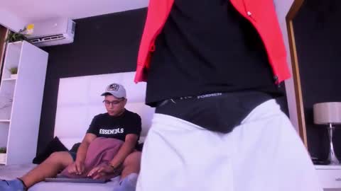 Snapshot of alejandro_astor17 chatting on January 2026 04:06:02 AM Alejandro online show from January 2026 04:06:02 AM