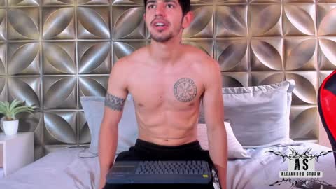 Alejo  online show from January 2025 07:03:01 PM