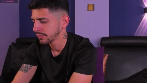 Alejo  online show from October 2025 08:15:01 PM