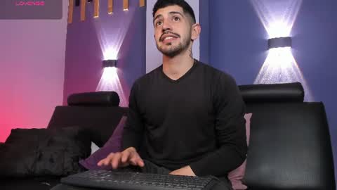 Alejo  online show from June 2026 07:00:02 AM