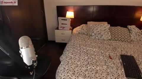 Alejandra online show from February 2025 09:04:02 PM