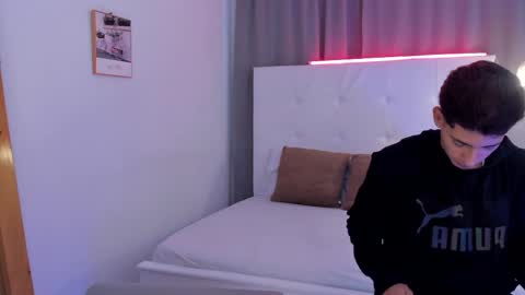 alejo_exotic online show from May 2026 12:11:02 PM