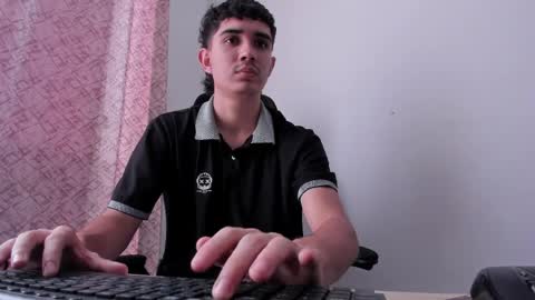 alejo_gray1 online show from April 2026 03:46:01 PM