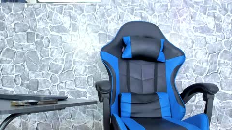 alejo peverell online show from April 2026 05:29:01 PM