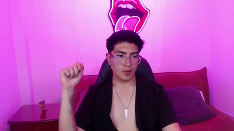 Alejo -w- online show from October 2025 02:39:02 AM