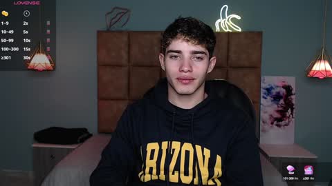 ALejoo Saenz online show from December 2024 05:55:02 PM