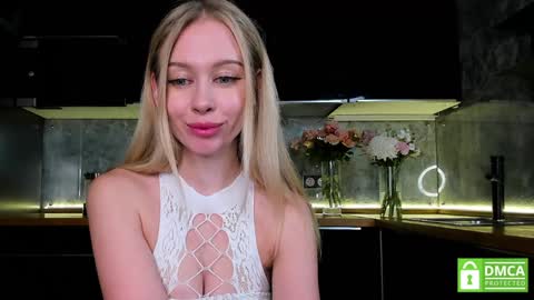 Snapshot of aleksa_cutie chatting on January 2025 04:15:01 PM Next stream - 2 dec -  online show from January 2025 04:15:01 PM