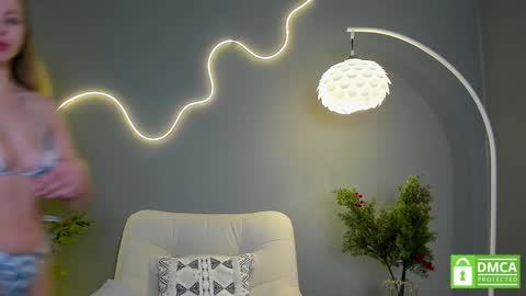 Snapshot of aleksa_cutie chatting on February 2025 12:58:01 PM Next stream - 2 dec -  online show from February 2025 12:58:01 PM