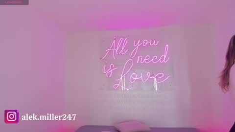 Aleksandra  online show from September 2025 12:20:01 PM