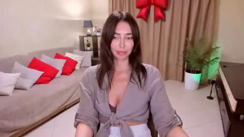 AlenaCoplan online show from July 2026 08:40:02 PM