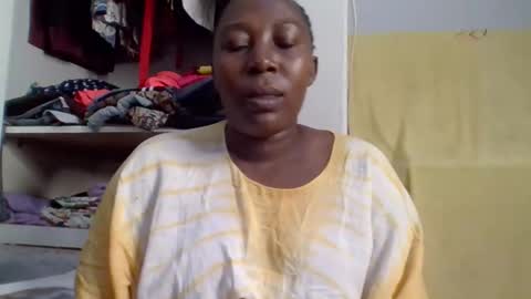 Noreen Kennth and Emilly online show from October 2025 06:07:02 PM