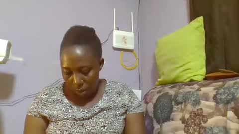 Snapshot of alesha_ chatting on May 2026 08:08:01 AM Noreen Kennth and Emilly online show from May 2026 08:08:01 AM