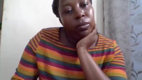 Snapshot of alesha_ chatting on May 2026 08:01:01 AM Noreen Kennth and Emilly online show from May 2026 08:01:01 AM