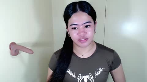 alesha_vibe_me online show from August 2026 01:21:01 PM