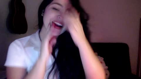 Aleska online show from October 2025 10:53:02 PM