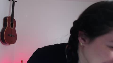 Aleska online show from February 2026 11:32:02 PM