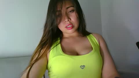 QUEEN OFF MILk  IM BACK  15 NOV online show from October 2025 11:27:01 PM