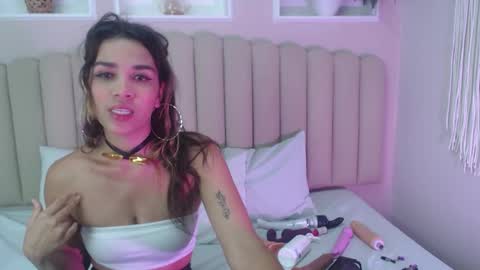 Aleska 3 online show from November 2025 02:39:02 PM