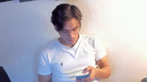 aless online show from February 2026 02:24:01 PM