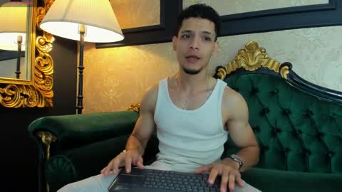 Snapshot of aless_king chatting on May 2026 08:50:02 PM Alessandro King online show from May 2026 08:50:02 PM