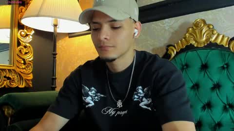 Snapshot of aless_king chatting on May 2026 12:08:02 AM Alessandro King online show from May 2026 12:08:02 AM